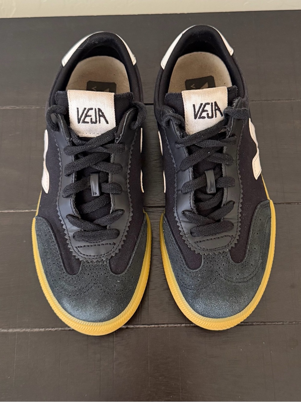 VEJA Volley Canvas Casual Sneakers Black White Size 6 US Women's Retro - Picture 5 of 14